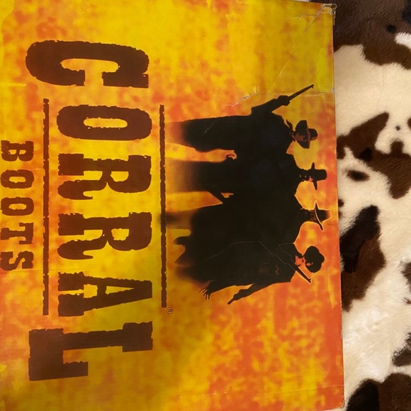 Corral boots - Picture 3 of 8